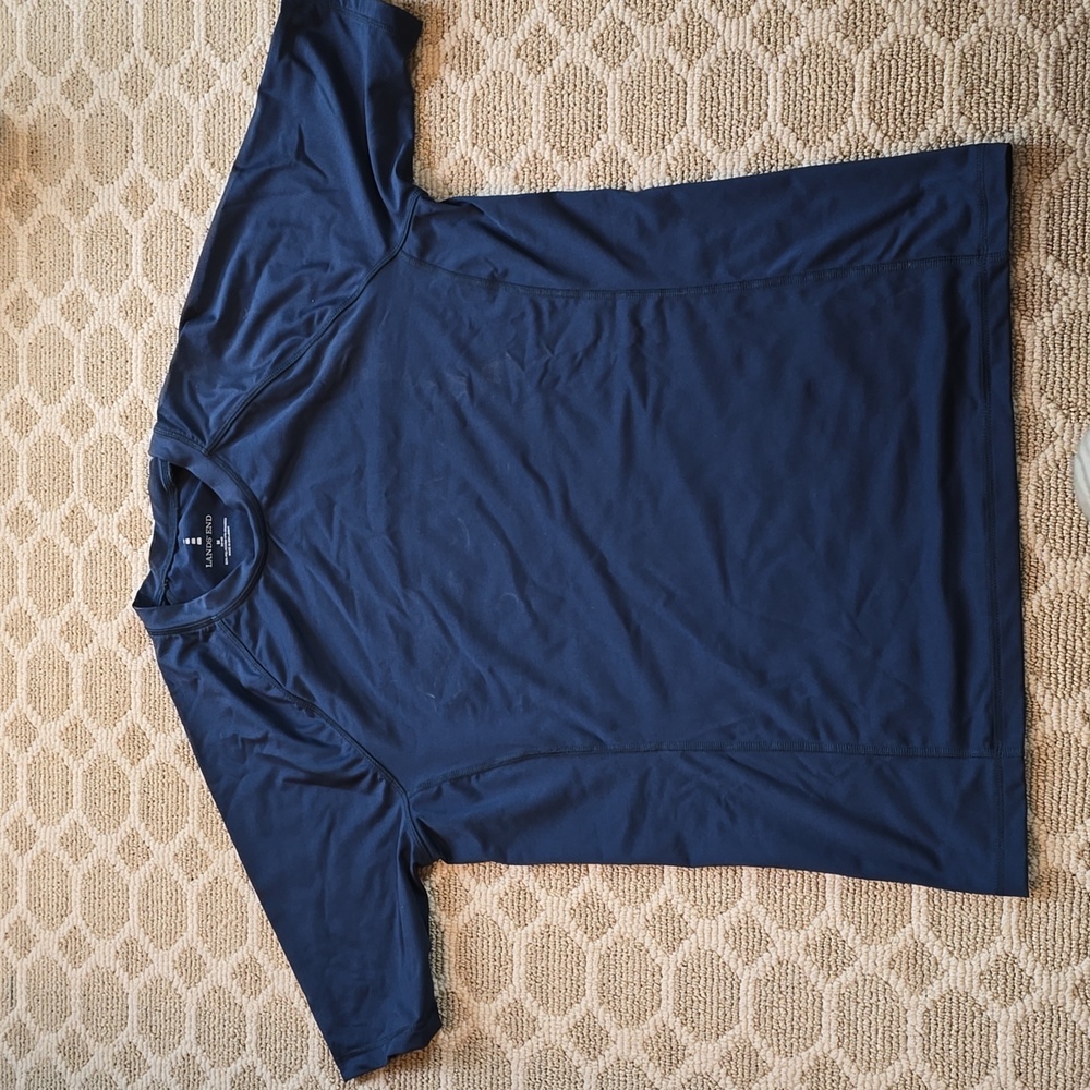 Land's End bikers t- Shirt men's size M navy blue.